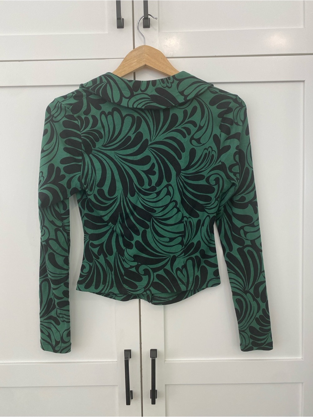 Anthroplogie Green Motif Retro Ruched Buttondown Blouse Shirt Top Long Sleeve S - Picture 2 of 11